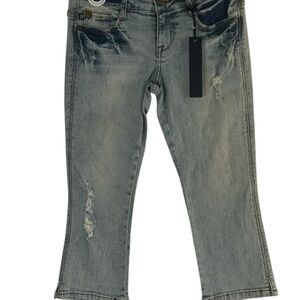 Sneak Peek Light Wash Distressed Capri Jeans Size Small Y2K Casual Denim